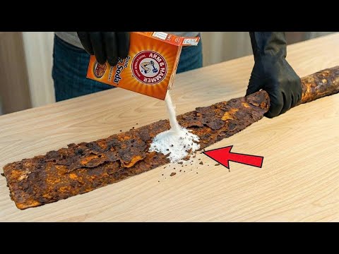 Millions of people don't know this! Clean rusty knives with baking soda! Every household needs this!