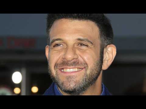 Tragic Details About Man V Food Star Adam Richman