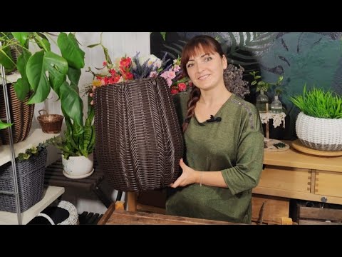 кашпо капля из экоротанга