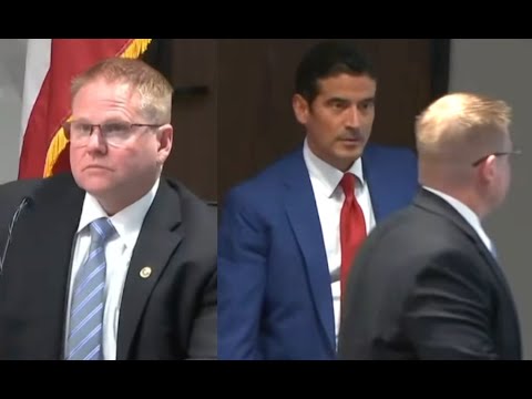 Lawyer Spars w/ Ranger Lt. Over Uvalde Cops' Actions During Mass Shooting