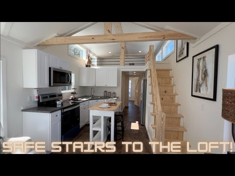 A Simple Dream in a Tiny House with a Well Planned Design, Layout and Floor Plan! Tiny Home Tour! HD