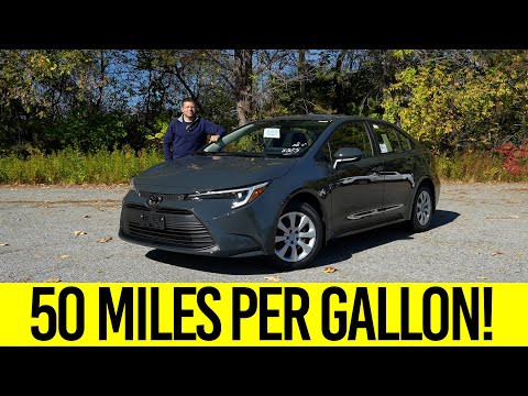 2026 Toyota Corolla Hybrid LE - How Is THIS Sedan Only $25k?
