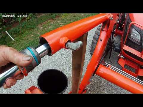 Tractor Loader Hydraulic Cylinders Creeping Down !