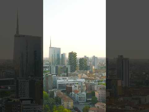 🏙️ Urban luxury: Live Milan at the top 🏙️ #luxuryhometour #penthousetour #milan