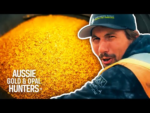 Parker's Had A Drama-Filled Season (And He STILL Manages To Strike Gold!) | Gold Rush