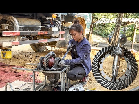 FULL VIDEO: maintenance and restoration of the truck's rear axle and brakes by a female mechanic