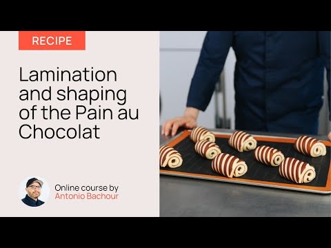 Antonio Bachour teaches lamination and shaping of the Pain au Chocolat