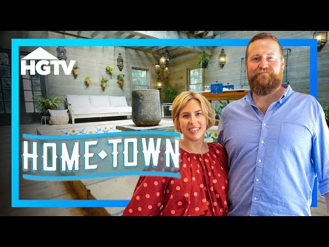 Artistic Home with a Pottery Studio - Full Episode Recap | Home Town | HGTV