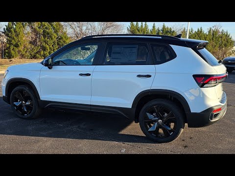 2026 VW Taos 1.5T SE Black FWD