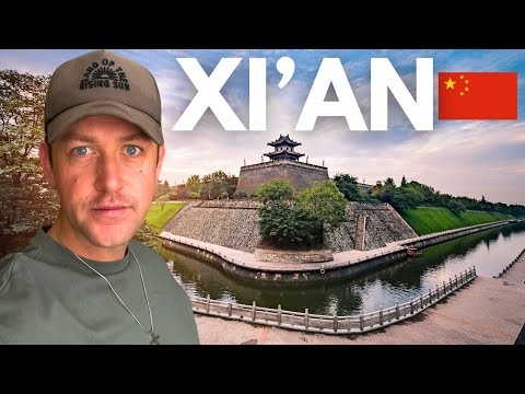 We Can't Believe This is Xi’an, China 🇨🇳 (First Impressions)