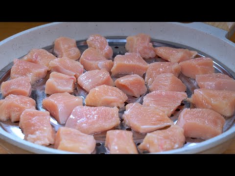 鸡肉切小块上锅蒸一蒸，出锅就是一道特色美食，自从学会这个做法，我家孩子顿顿吃都不腻，下酒又下饭，比烧烤还好吃，太香了#like #delicious