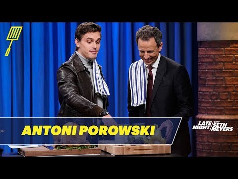 Queer Eye's Antoni Porowski Shows Seth How to Cook Thai Turkey Bowls