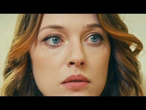 Она вошла как теплый свет