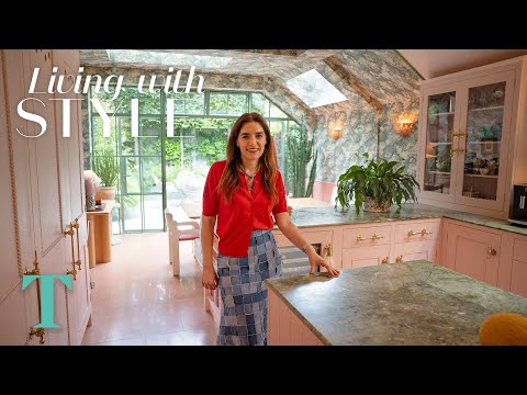 Inside the Bright London Home of Mexican Interior Designer Stephanie Barba Mendoza
