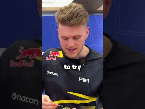 Nick Eh 30 tries Vegemite 😈