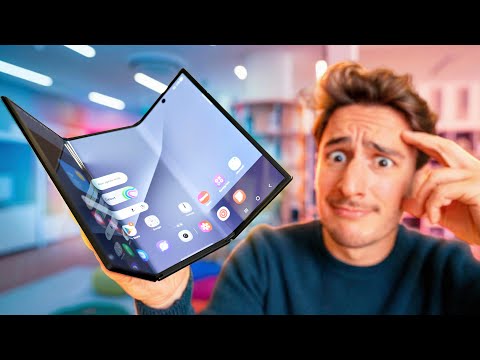 Galaxy Z TriFold - J'ai pris en main le 1er smartphone qui se plie en 3 de Samsung !