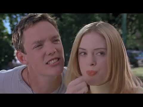 the cast of Scream being iconic for 3 minutes straight