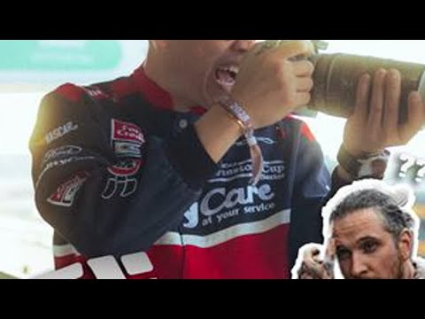 斥巨資！進F1 VIP室！就為了致敬偶像一張照片！ 迟来的F1 Vlog！在几年前，一位我非常喜欢的视频创作者Peter Mckinnon 也去到了 F1的比赛现场拍摄下一张封面的照片这...