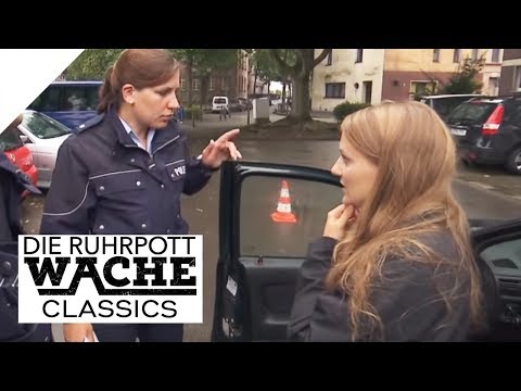 Verkehrskontrolle mit Folgen: Frau durch Autokauf in Gefahr | Katja Wolf | Die Ruhrpottwache | SAT.1