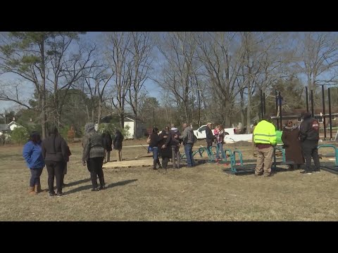 Groundbreaking held for Smith Street Park in Bethel
