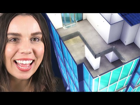 I built a glam fashion, loft in The Sims 4!