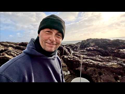 Hunting for Lobster, Crabs & Sea Creatures in Tidepools | The Fish Locker