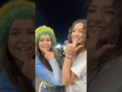 my little sister is my twin @officialxitlali @Prymrr #prymrr