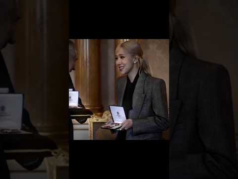 rosé looks so elegant✨         #shorts