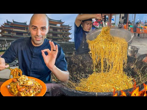 20 MUST TRY Indonesian Foods in Medan 🇮🇩 BEST Noodles + INSANE Seafood + #1 DURIAN + HALAL dishes