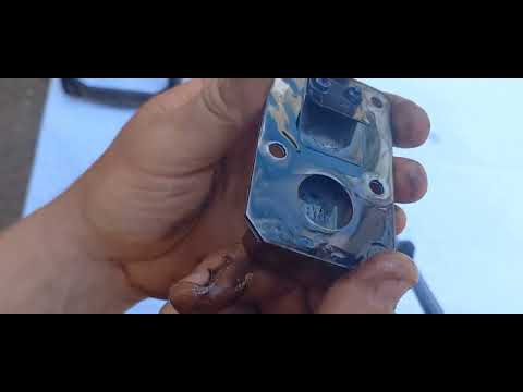 Oil leaked through the siphon. I disassembled half of the Zubr motoblock