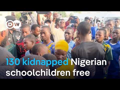 130 kidnapped Nigerian school children released after one month in captivity | DW News