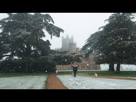 Celebrate Christmas at Highclere Castle with Lady Carnarvon