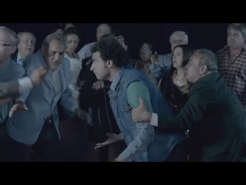 هتموت من الضحك مع علي ربيع لما هيضرب المدرسة كلها علشان خاطر اخوه الصغير😁😆من مسلسل لهفه