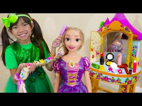 Emma Pretend Play w BIG Rapunzel Doll & Kids Make Up Hair Salon Toys