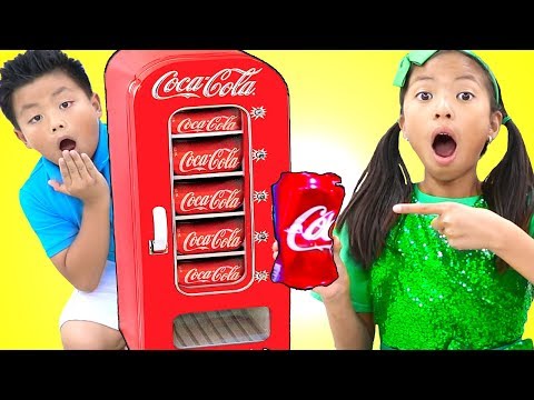 Wendy Pretend Playing with Coke Vending Machine Soda Toys for Kids