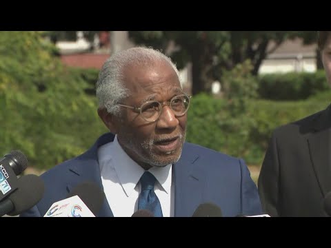 FULL PRESS CONFERENCE: Dr. Ian Roberts' lawyers provide update on case