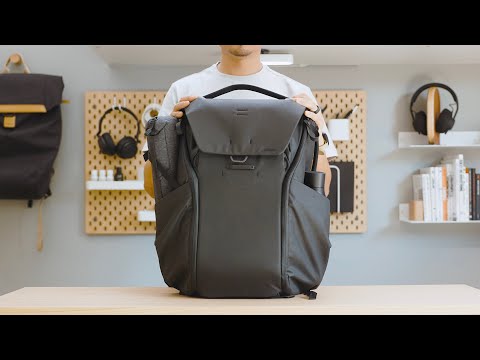 What's in my Bag – How I Pack When I Travel for Work