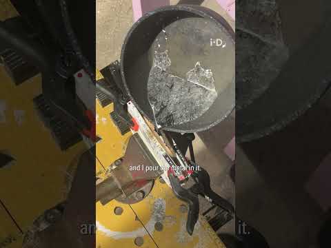 In this week’s episode of D-i-Y, Alizee Quitman shows us how she makes one of her metal pendants