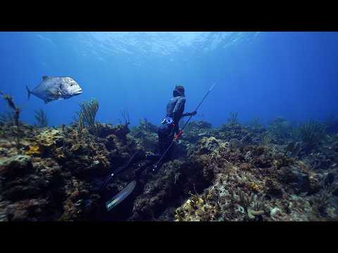 Unbelievable Bahamas Spearfishing | Primitive African Pompano Spearing