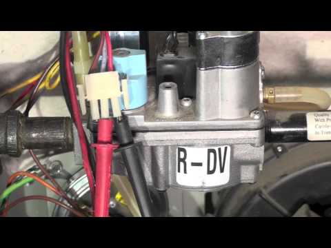 Voltmeter check of the gas valve