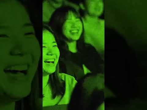 What Made This Audience Scream in Seconds?