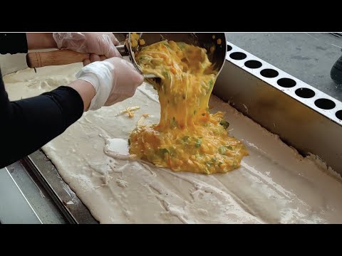 古早味蔬菜蛋餅製作/Amazing Giant Omelet vegetable pancake Making-台灣街頭美食