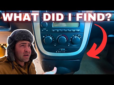 I Found CASH, Tools, Electronics, and MUCH MORE in these Old Cars at the Junkyard! (Treasure Hunt)