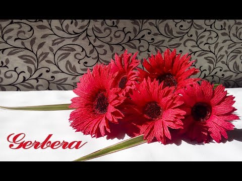 красная гербера из гофрированной бумаги/ red gerbera of corrugated  paper