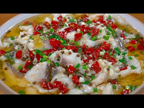 今天給大家分享家庭版酸菜魚的做法,出鍋湯鮮味美,魚肉滑嫩,非常的開胃下飯!#like #美食 #food #cooking #做飯