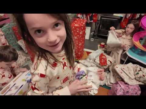 Christmas morning madness| The Radford Family