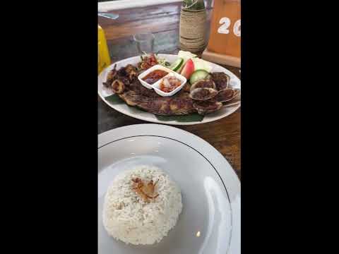 Dinner di* ONION " pingin ikan bakar Jimbaran bersama mantanku. 
