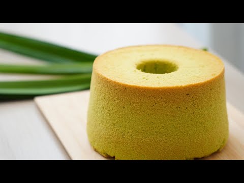 Pandan Chiffon Cake | 新鲜斑斓叶 戚风蛋糕