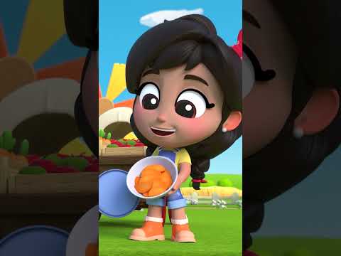 help Baby Pony find the Orange Moonwalk Mango color! 🥭 #shorts