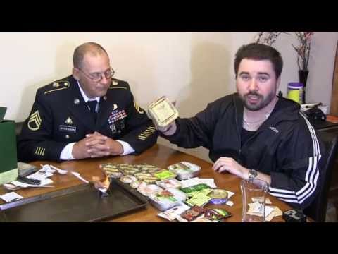 Американский Солдат пробует Русский Сухпаек